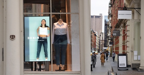 Universal Standard Moving Sale