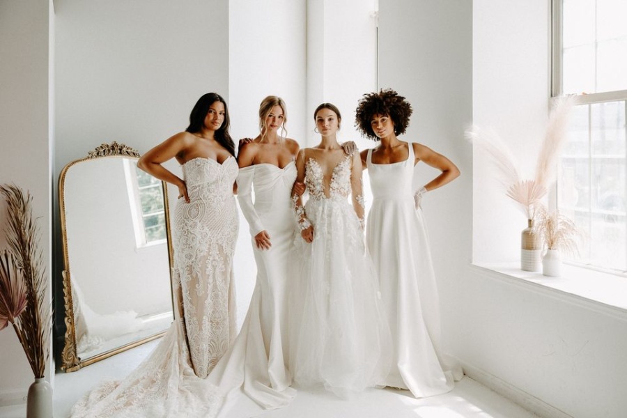 The Savvy Bride Boutique July Sample Sale