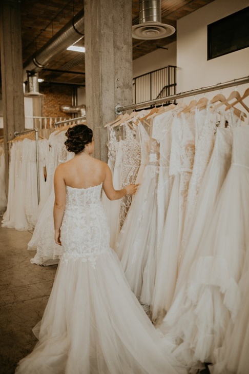 Honest in Ivory Designer Bridal Sample Sale