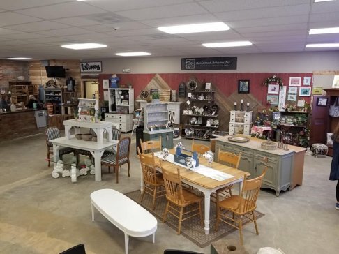 Reclaimed Artisans Inc. Porch Clearance Sale
